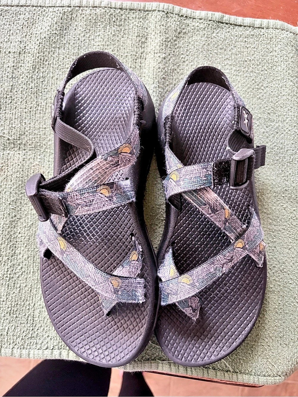 Chaco Women's ZX/2 Cloud Sandal Patterned Strap Sport Sandals